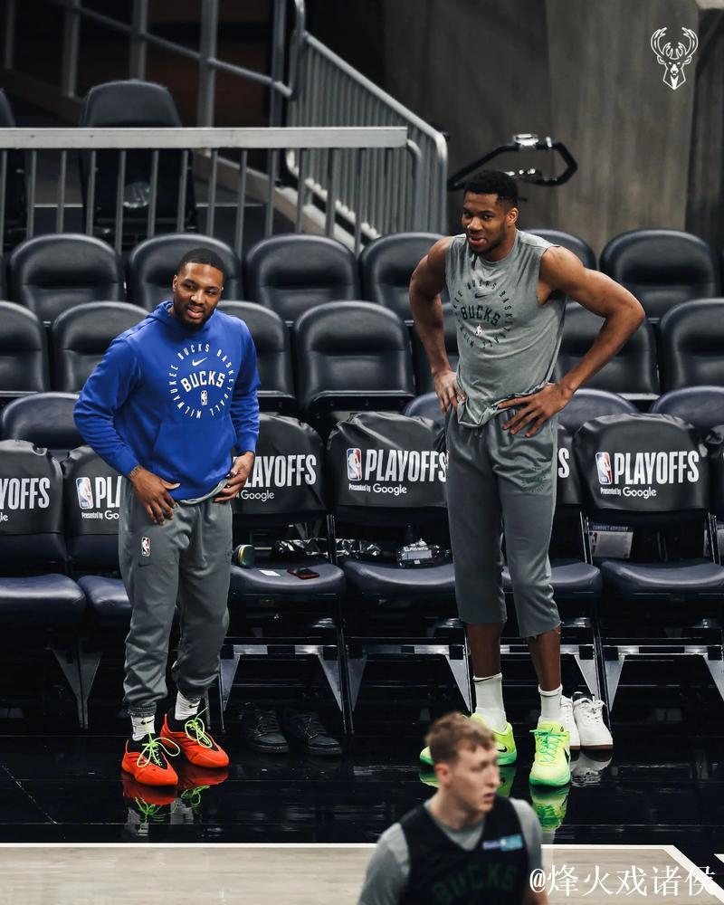 利拉德与字母哥联手轰下63分，三球空砍50分，雄鹿险胜黄蜂豪取4连胜